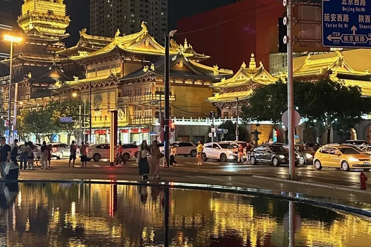 Yunnan travel scene illustrating Recommended Route